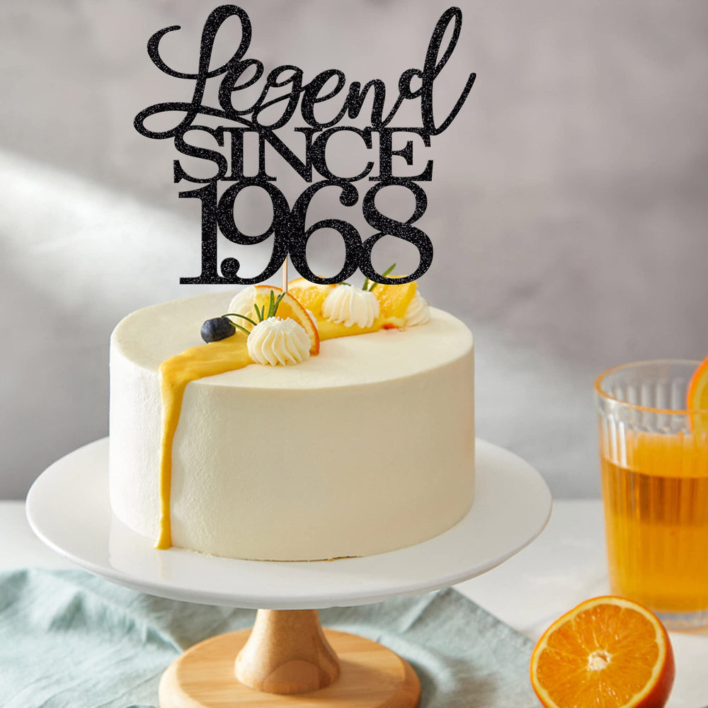 Glittery Migeaks cake decoration enhances party visuals on dessert