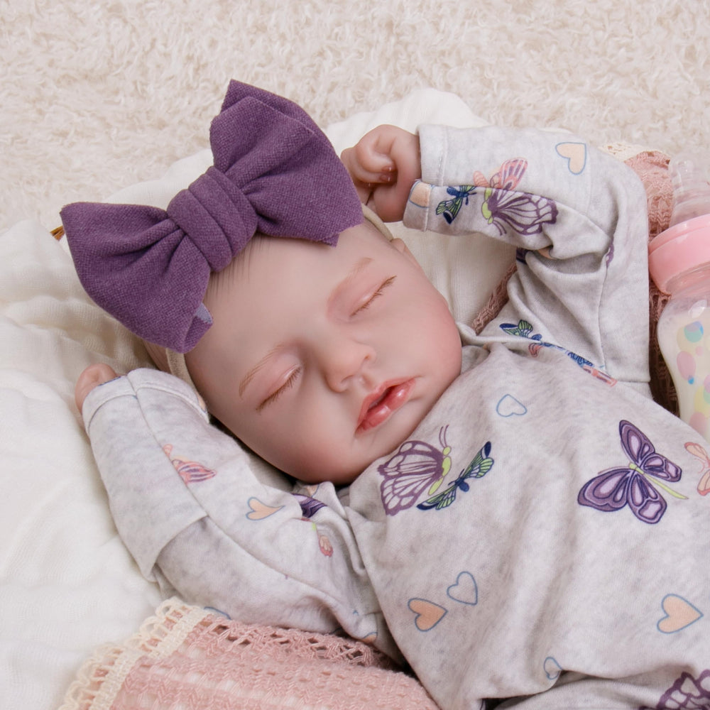 Milidool Reborn 20inch doll hands and feet with realistic textures for cuddling