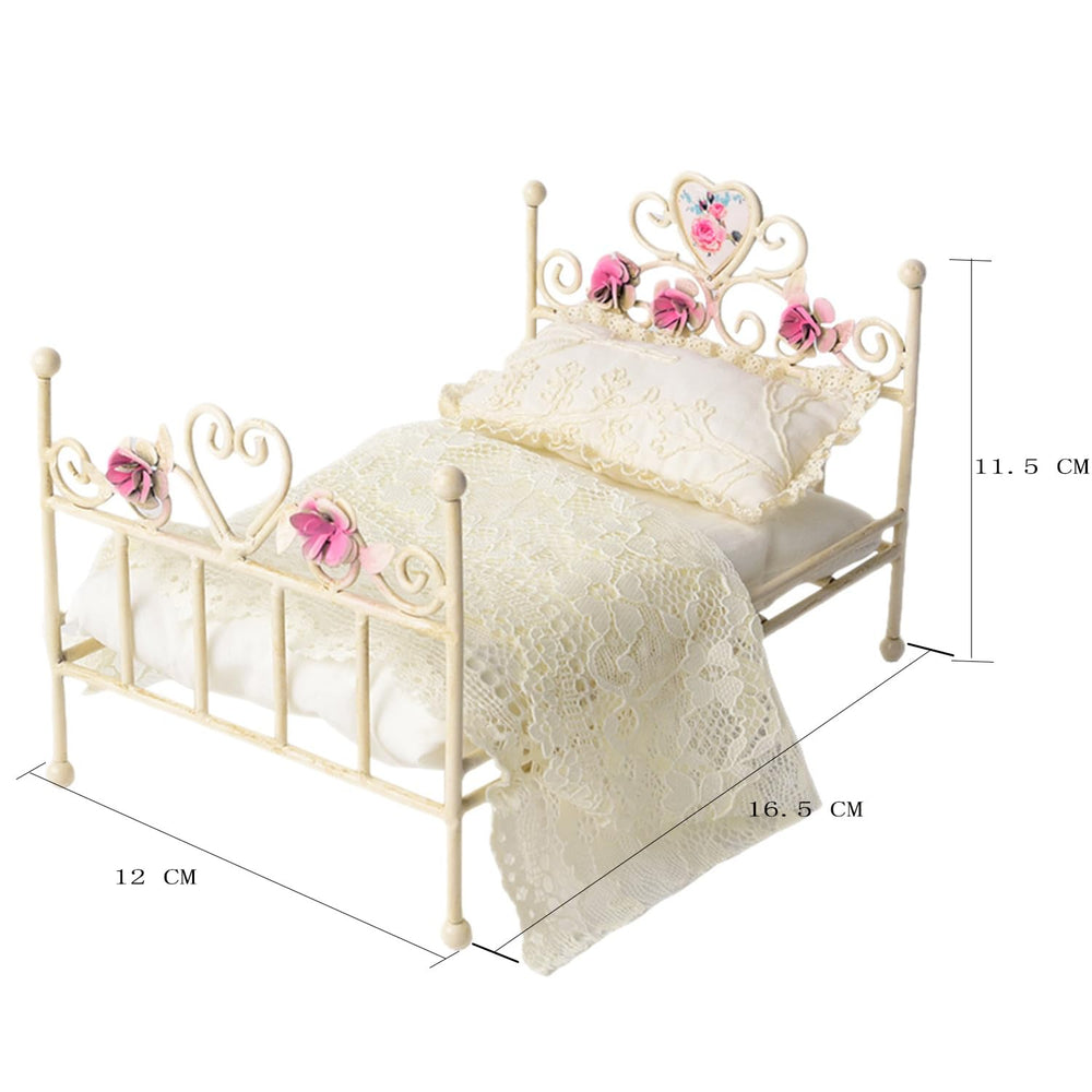 Green variant of Minamzee 1:12 bed offers versatile styling options.