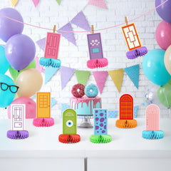 MinFyberd monster-themed table centerpieces suit birthdays and baby showers.