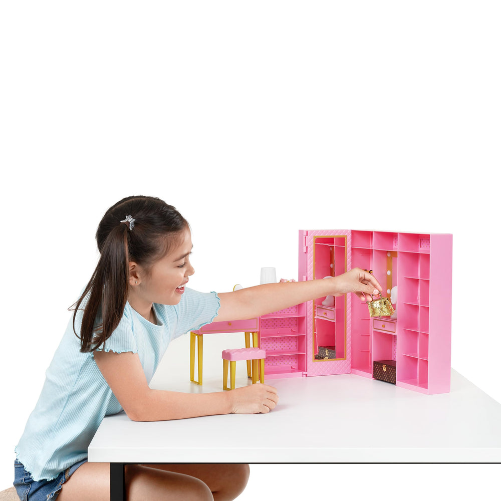 Accessories display table and stool included with the set
