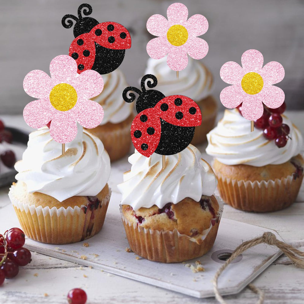 MINUET MINUTE ladybug photo-booth props enhance event memories.