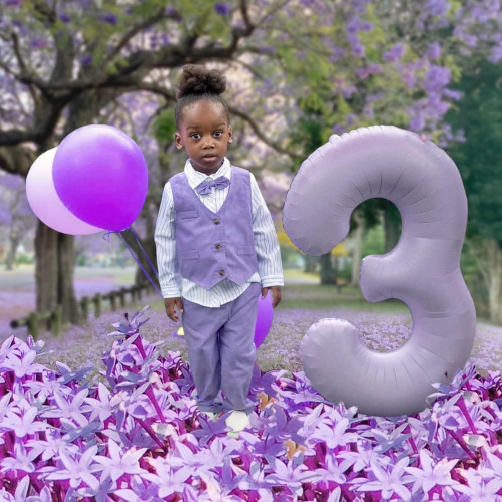 Mluchee 40-inch number balloons for DIY party decoration ideas.