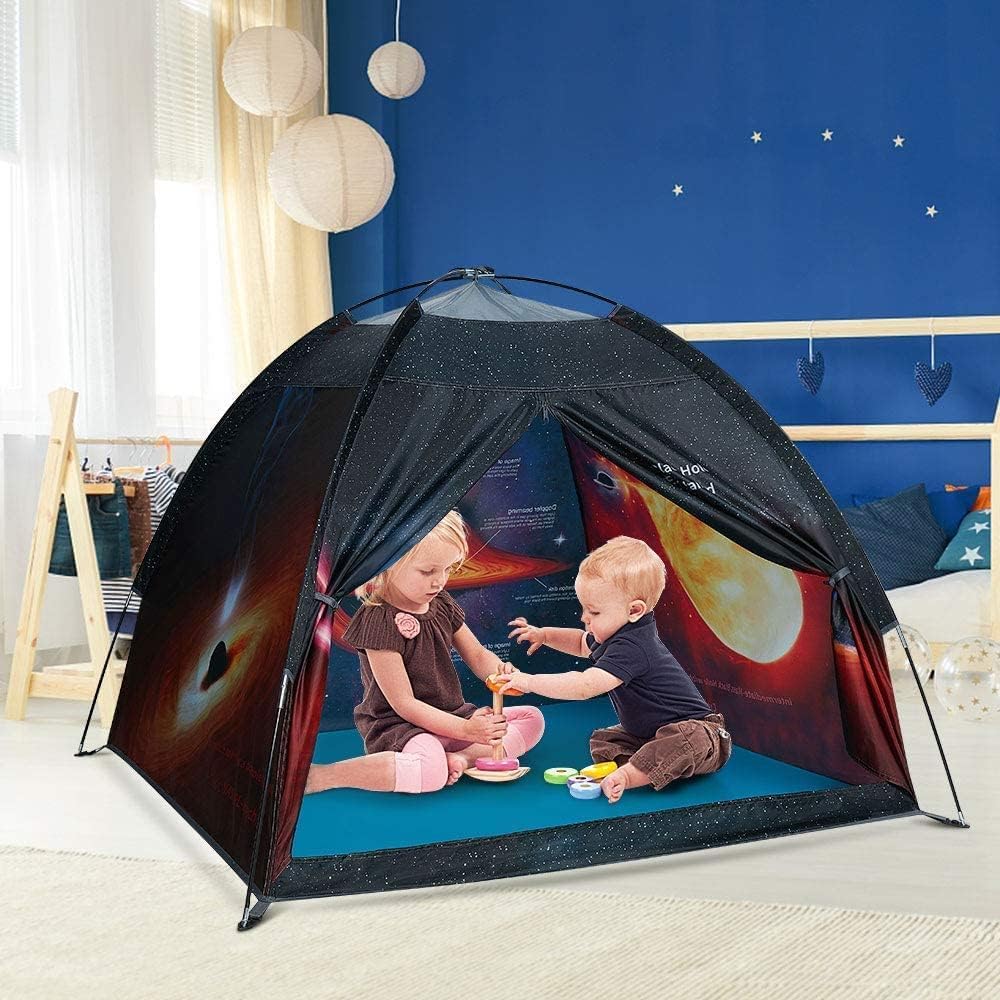 Mnagant Easy-assembly Dome Tent folds flat for storage and travel