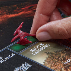 Dragon eggs and dragons tokens reinforce territories as you grow.