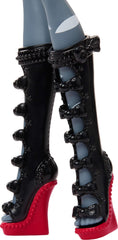 Monster High coordinated bracelets, gloves, and boots add authentic style.