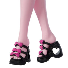 Draculaura Count Fabulous plush for comforting storytelling