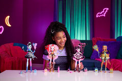 Monster High Frankie Stein plaid sleeve detail enhances dramatic storytelling.