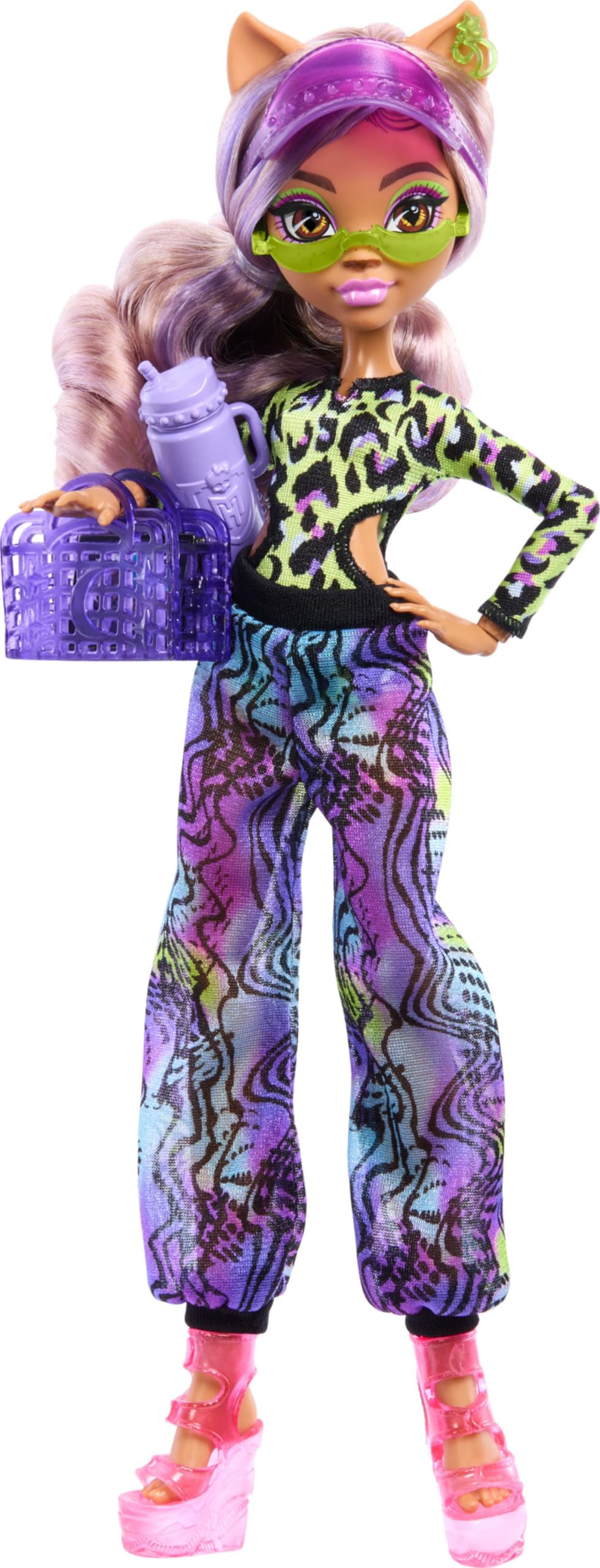 Monster High Scare-adise Island Clawdeen Wolf book to spark imaginative stories.