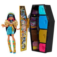 Monster High Skulltimate Secrets Cleo De Nile locker opens for storytelling and fashion storage.