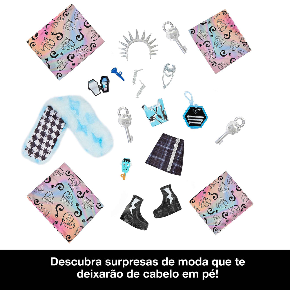 Four keys revealing hidden items in Monster High Fearidescent Color Reveal feature.