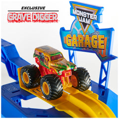 Ramps and tracks for dramatic Monster Jam stunts.