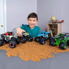Monster Jam Max-D 1:24 truck tire tread showcases traction-ready design