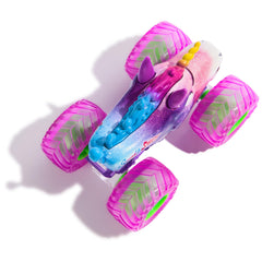 Monster Jam stunt-ready play truck invites epic jumps and imaginative battles.