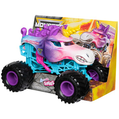 Monster Jam working suspension absorbs impacts for smooth jumps