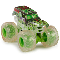 Official BKT tires and detailed rims enhance realism in play.