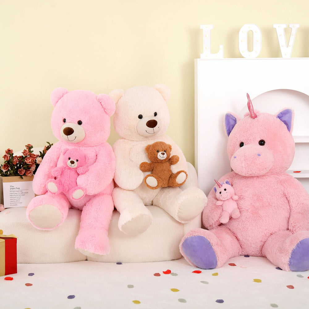 MorisMos bears displayed in nursery create a cheerful decor focal point.