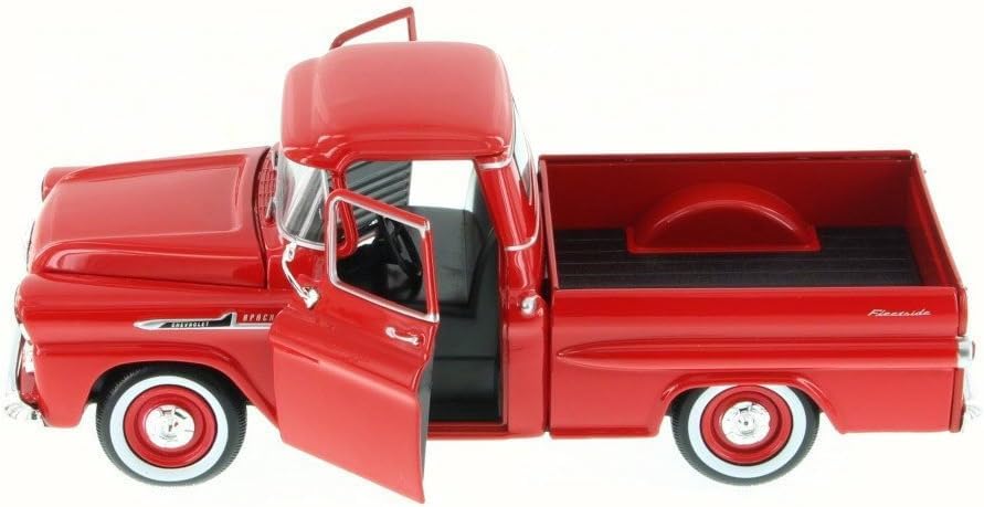 Motormax 1958 Chevrolet Apache front view highlights iconic grille.