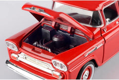 Motormax 1958 Chevrolet Apache licensed badge confirms authentic licensing.