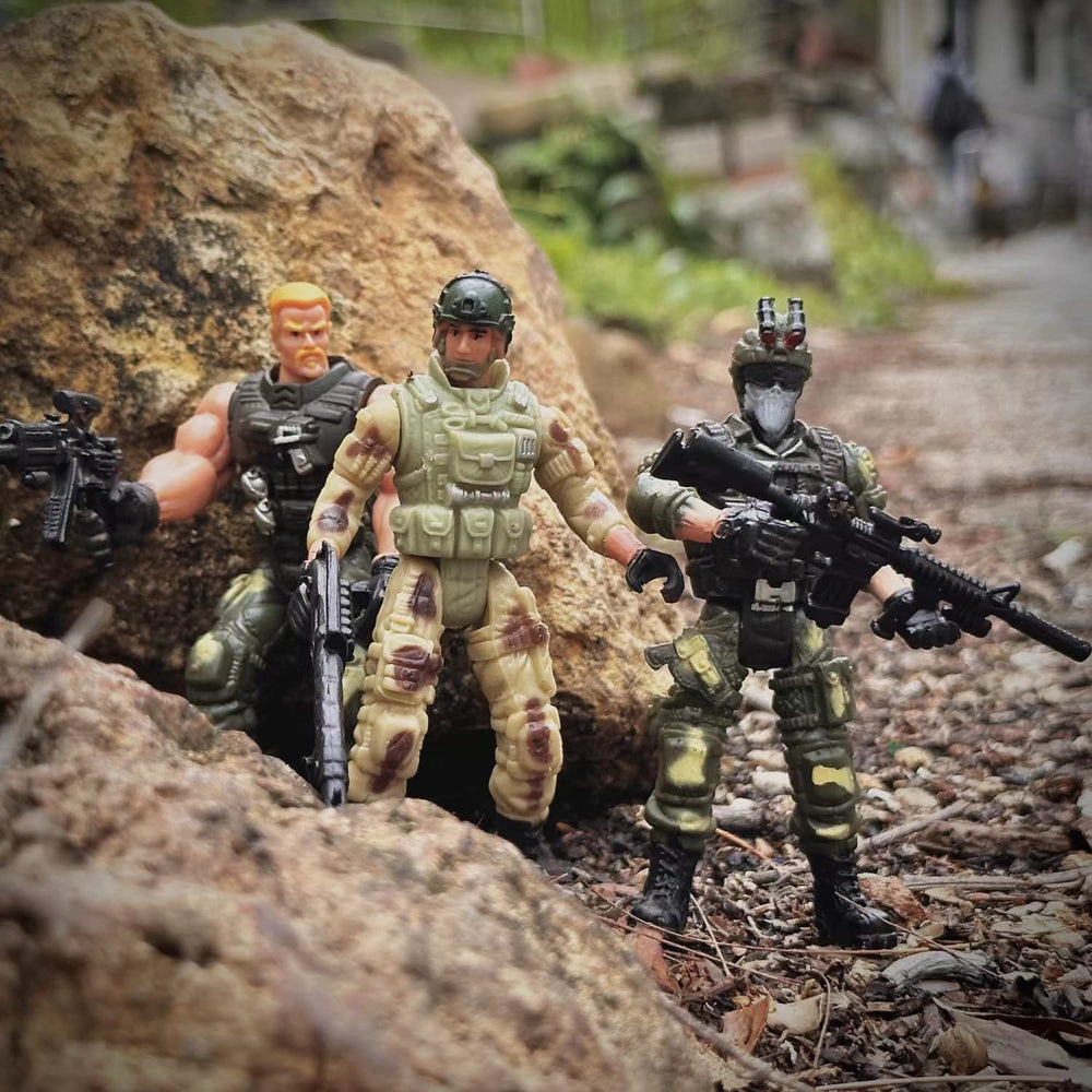 MQSTARSRISE army men detailed figure offers vivid three-dimensional styling.