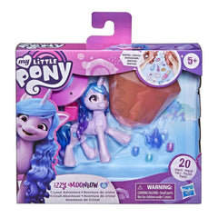 Crystal Adventure Izzy Moonbow crystal container opens to reveal hidden pieces.