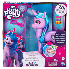 My Little Pony Izzy Moonbow lights up Cutie Mark to reveal sparkle color.