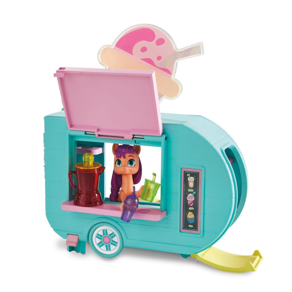 2-in-1 design offers vehicle and kitchen play in one set.