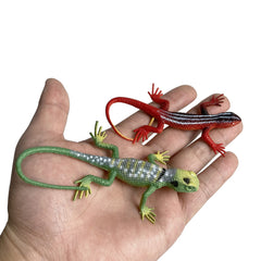 NAKIMO lizard decor for Halloween adds spooky atmosphere.