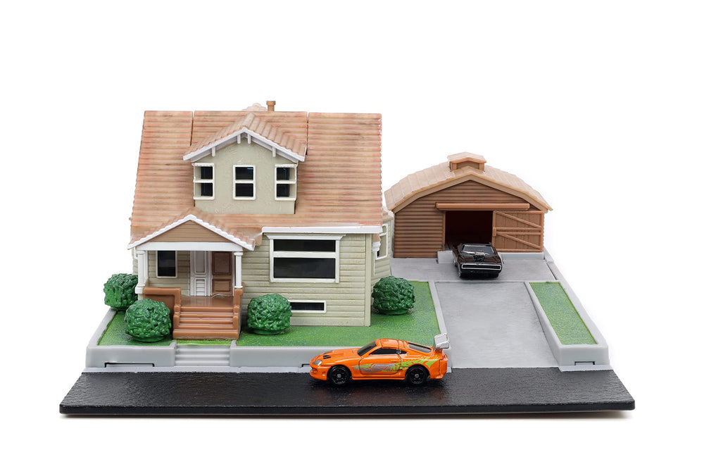 Nano Scene Jada Dom Torettos Charger stands out on a shelf-ready diorama