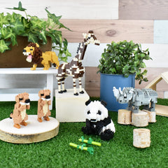 Nanoblock Giant Panda official licensed box label confirms authentic Kawada product.