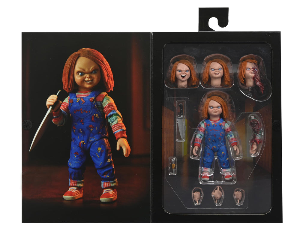NECA Chucky interchangeable hands enable varied grips for dramatic table-top setups.