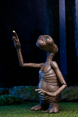 NECA E.T. interchangeable necks and hands enable expressive posing