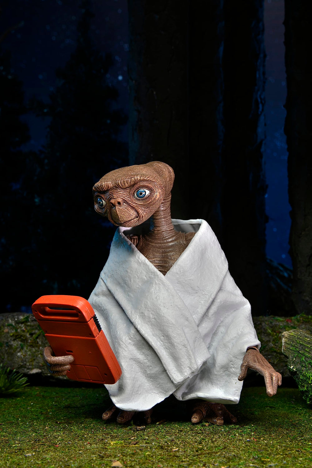 NECA E.T. potted plant accessory completes forest scene on display
