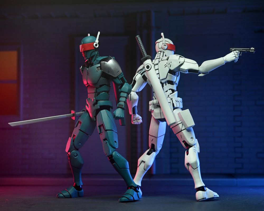 NECA The Last Ronin Synja robots packaging and unboxing visual