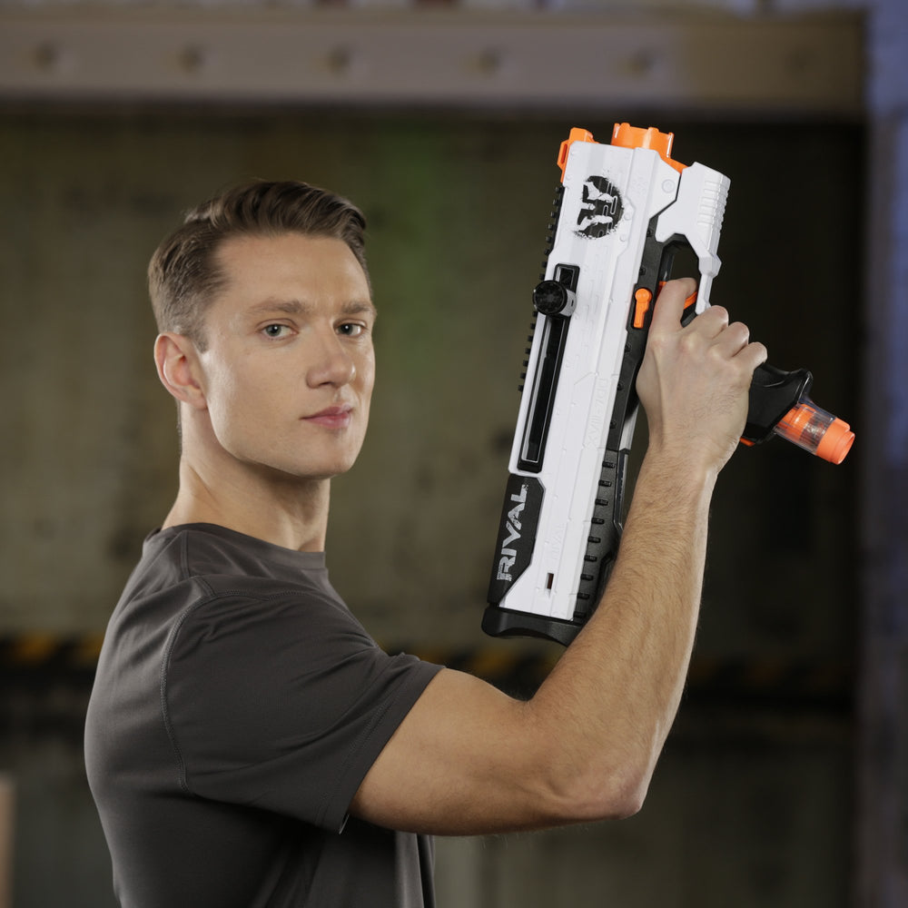 Nerf Rival Phantom Corps Helios XVIII-700 tactical-rail ready for accessories.