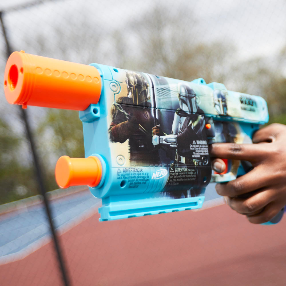 Nerf Star Wars Mandalorian tactical rail ready for accessories