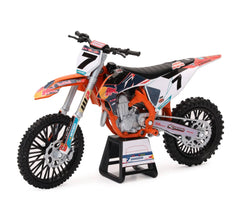 NewRay 1:12 KTM 450 SX-F replica for display and collection