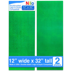 NILO large green baseplate, front view, spacious for expansive builds.