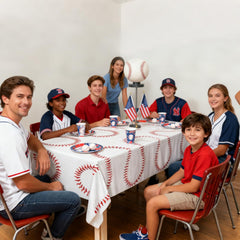 Oigco disposable tablecloth with easy-clean surface for quick cleanup.