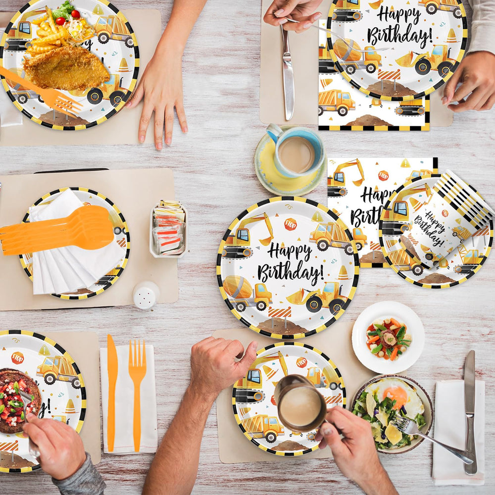 Oigco construction cutlery set ensures easy mealtime service for young guests.