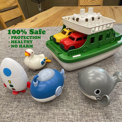 OKGIUGN wind-up chain toy submarine moving through the tub.