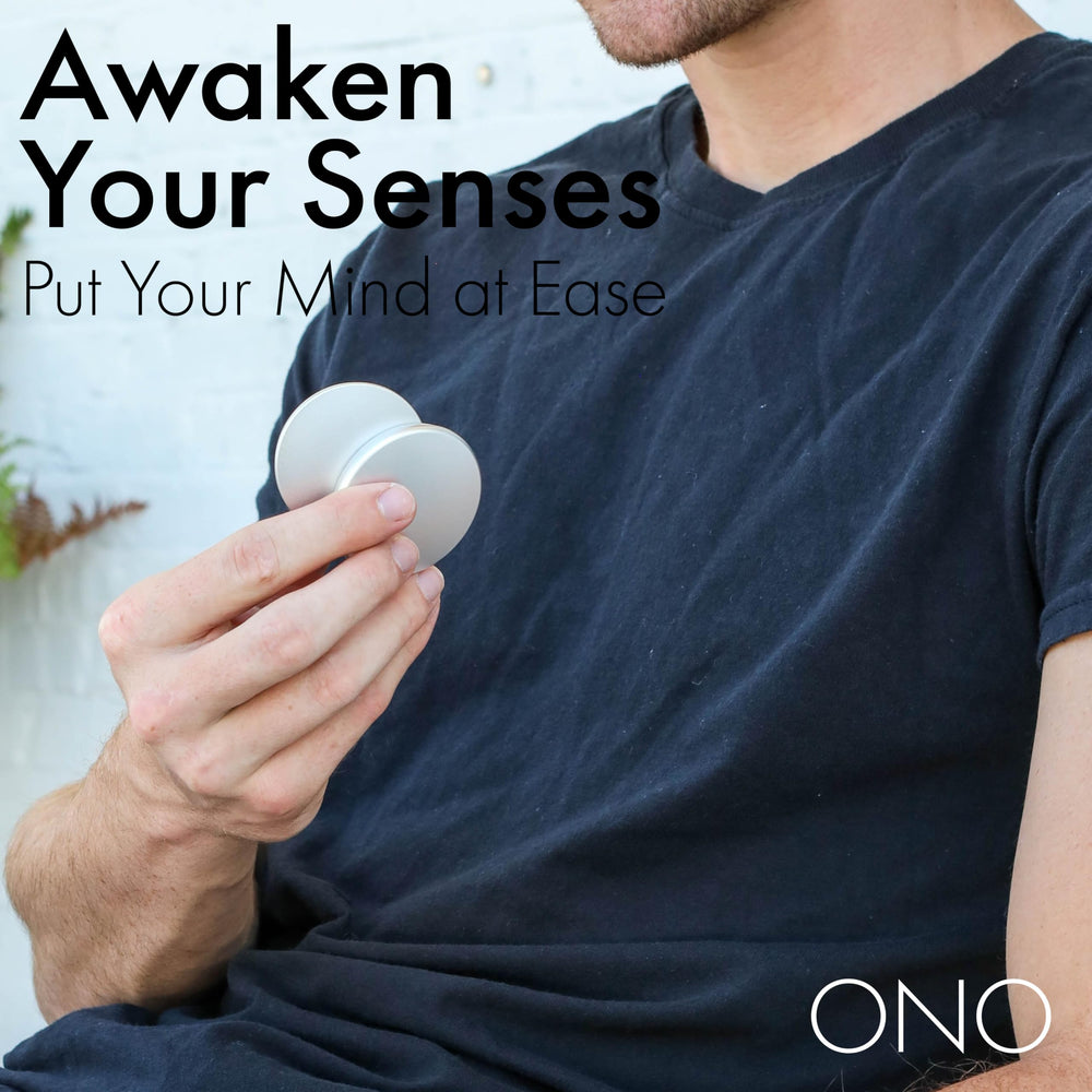 Sliding action in hand with ONO Slider demonstrates smooth movement