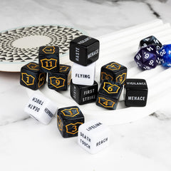 ORUNI plus/minus dice counter to track life totals.