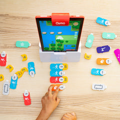 Osmo packaging highlights included components and compatible Fire models.