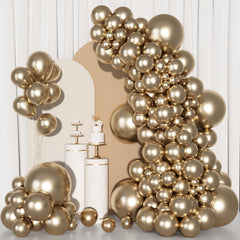 Ouddy Party 33 ft ribbon completes a cohesive champagne gold setup