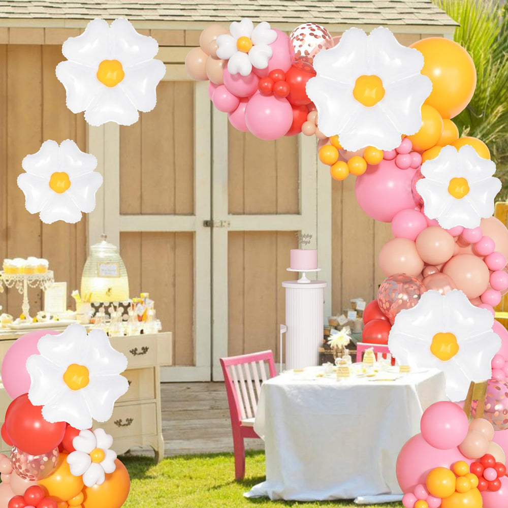 Ouddy Party balloon plum clips help secure the garland quickly.