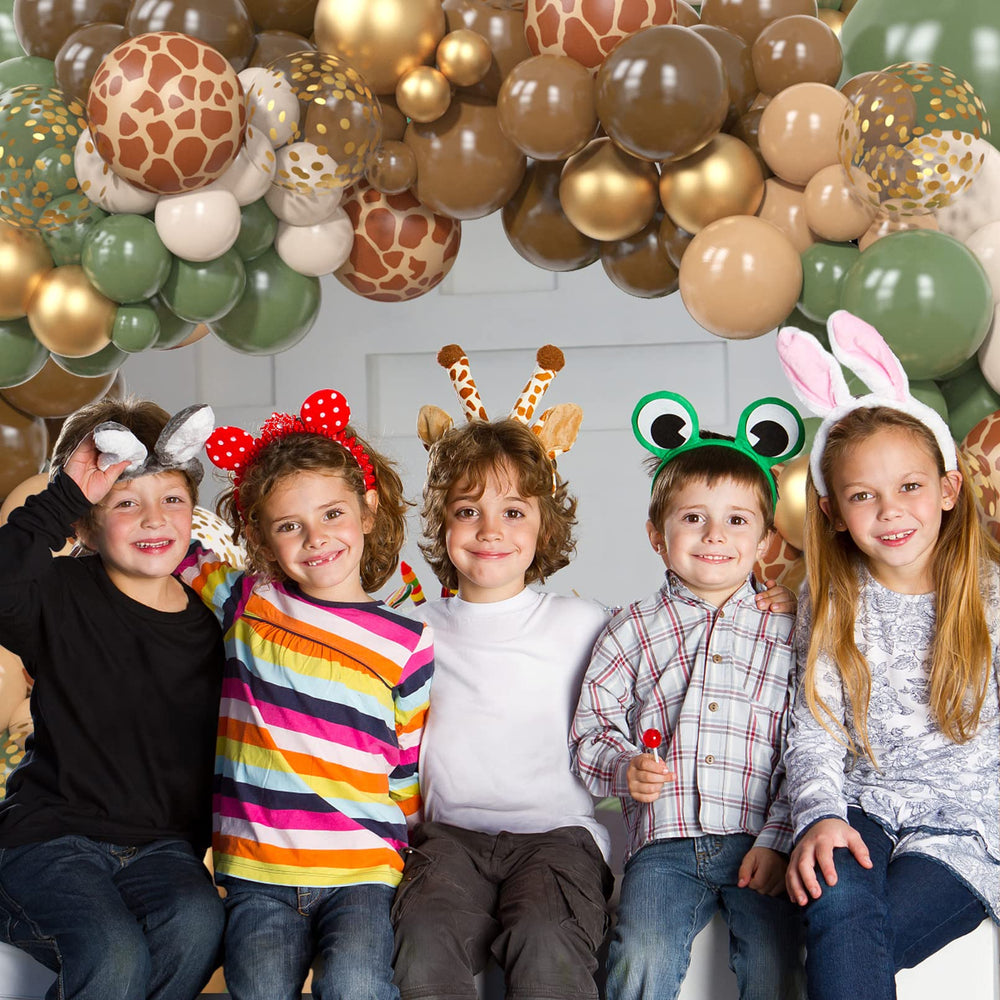 Ouddy Party giraffe-print 12in balloons introduce playful safari charm.