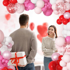Ouddy Party latex balloons suitable for indoor and outdoor celebrations.