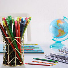 Outus 15-piece color-changing pencils ideal as a back-to-school gift