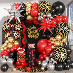 Paayeq leopard 4D foil balloons create a dramatic party backdrop.